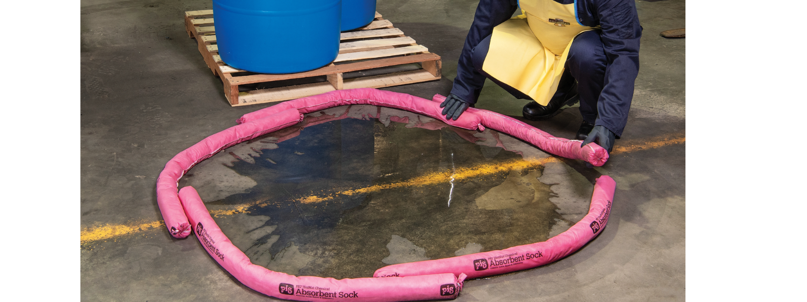ng dụng Phao quây thấm hóa chất New Pig HazMat